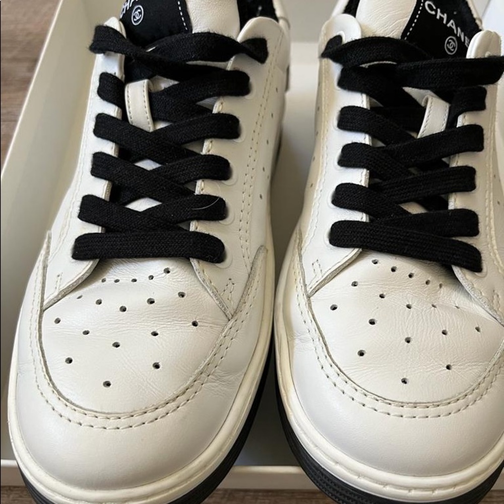 Chanel sneakers - Picture 2 of 11